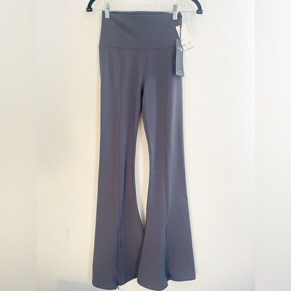 P.E Nation Full Force flared Leggings with split hem zip dark shadow gray NWT. M - Picture 5 of 13